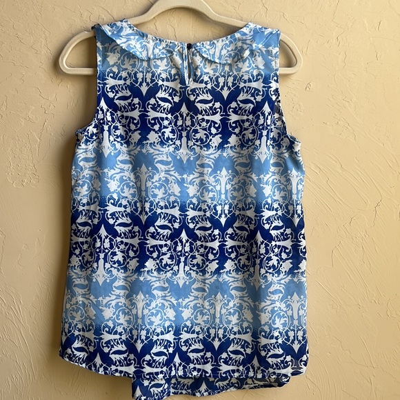 Flowy Tank Top - Picture 2 of 5